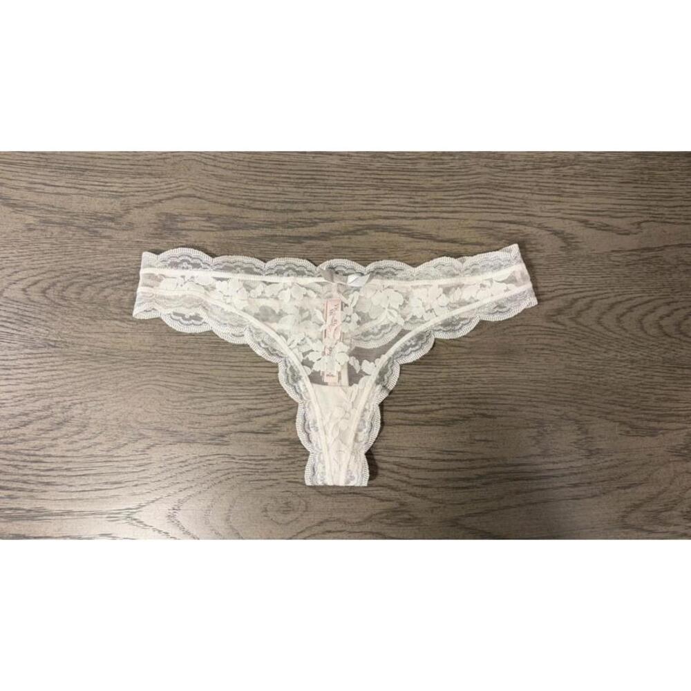 Victoria's Secret Dream Angels Thing White Silver Scalloped Size Medium